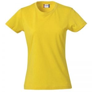 Basic dame T-shirt fra CLIQUE, lækker kvalitet med forstærket detaljer. Ses her i gul